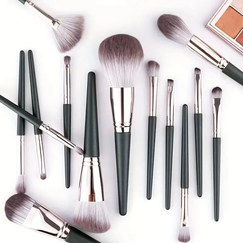 14-Piece Soft Makeup Brush Set